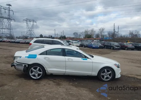 2015 Mercedes-Benz Cls 400 4Matic z USA, uszkodzony, nr VIN WDDLJ6HBXFA141962